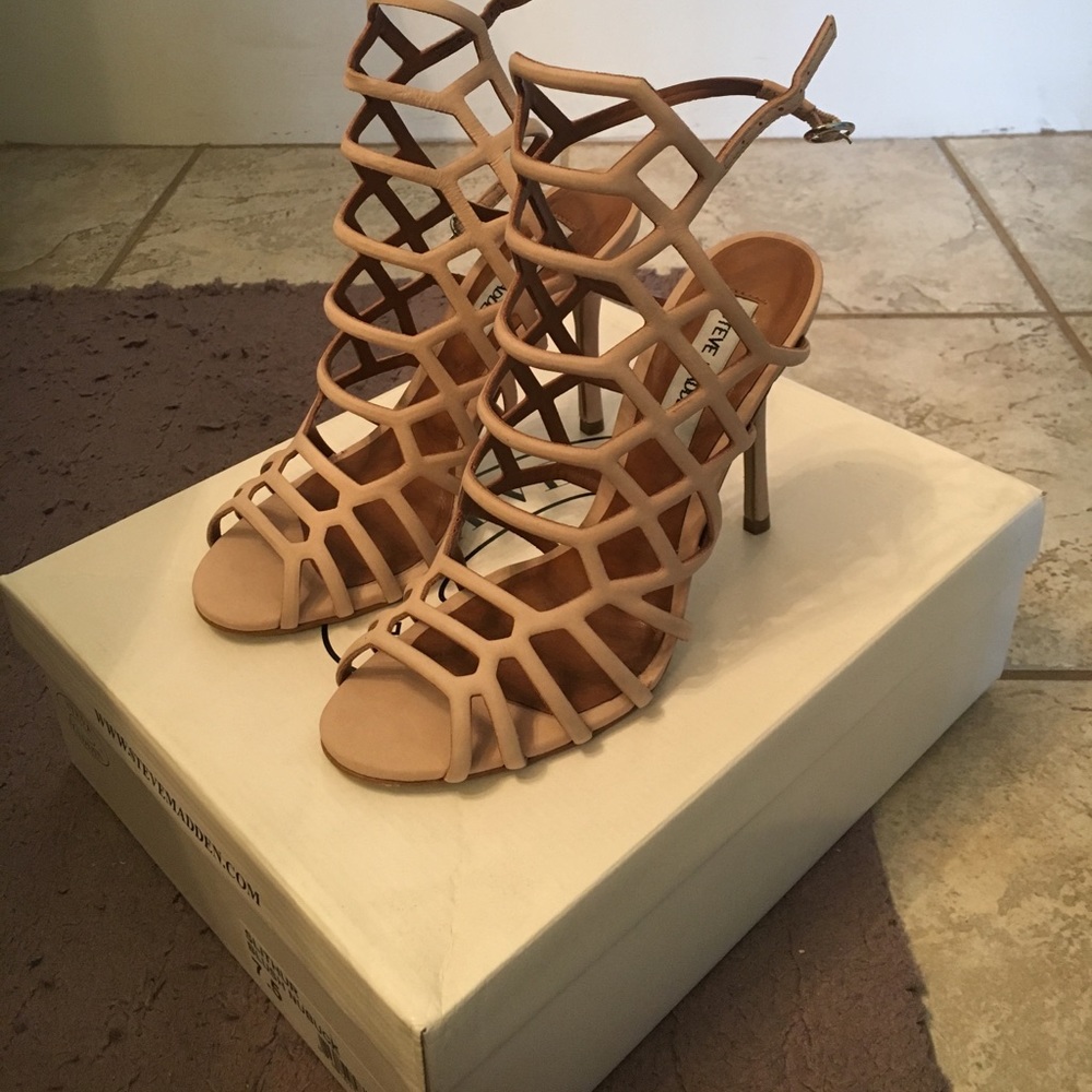 Slithur blush Steve Madden shoe